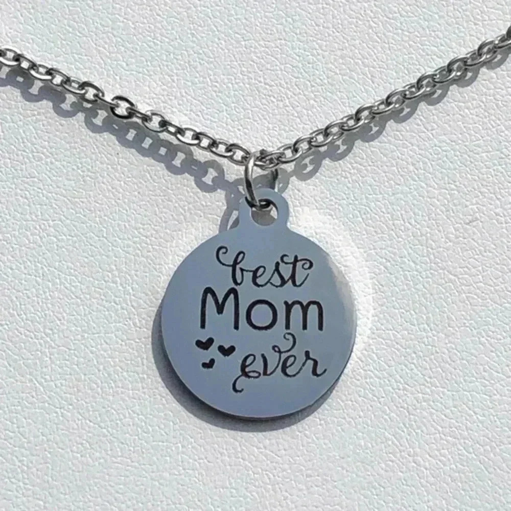 Best Mom Ever Mother’s Day Stainless Steel Charm Chain Necklace NWT